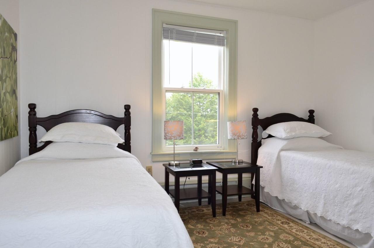 Still Point Lodge Deep Brook Ngoại thất bức ảnh